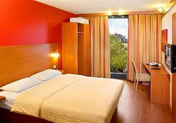 Hotel Azimut Frankfurt